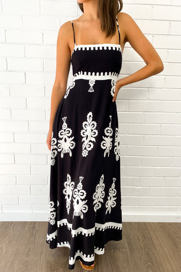 Black Boho: tah